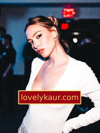Meera escort